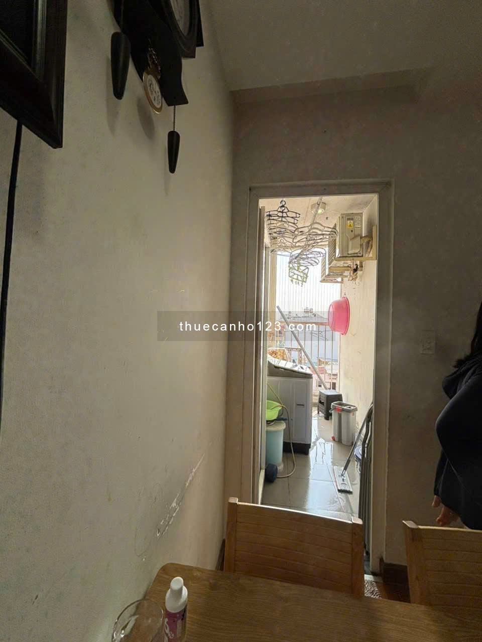 Chung cư Phú Thạnh, Nguyễn Sơn, TP: 3p ngủ, ban công, 90m2, 11tr/th