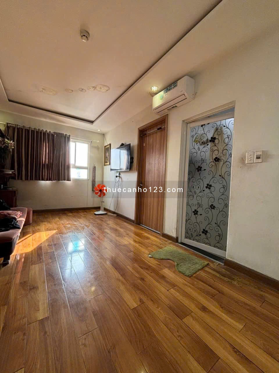 Chung cư Phú Thạnh, Nguyễn Sơn, TP: 3p ngủ, ban công, 90m2, 11tr/th