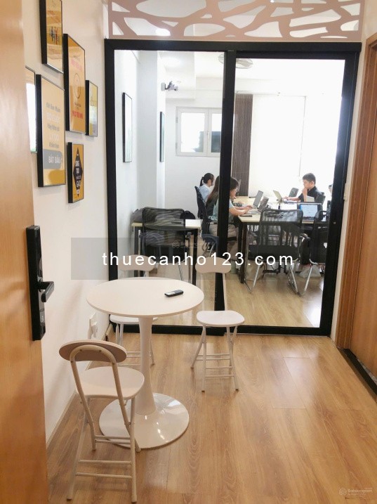 Chính chủ cho thuê officetel Charmington La Pointe 35m2, 1 phòng họp, 1 phòng làm việc, 10tr/tháng