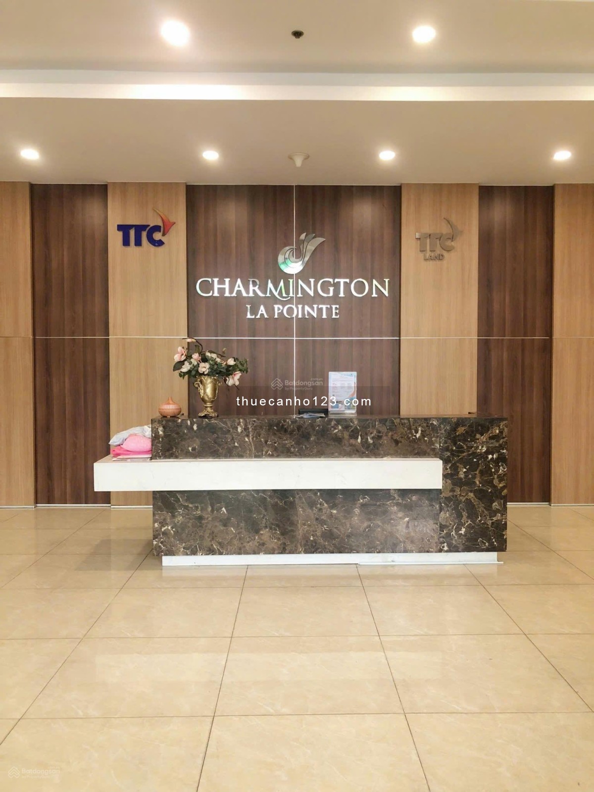 Chính chủ cho thuê officetel Charmington La Pointe 35m2, 1 phòng họp, 1 phòng làm việc, 10tr/tháng