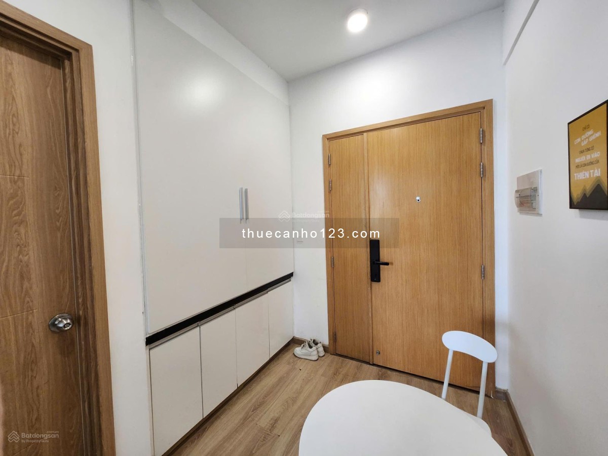 Chính chủ cho thuê officetel Charmington La Pointe 35m2, 1 phòng họp, 1 phòng làm việc, 10tr/tháng