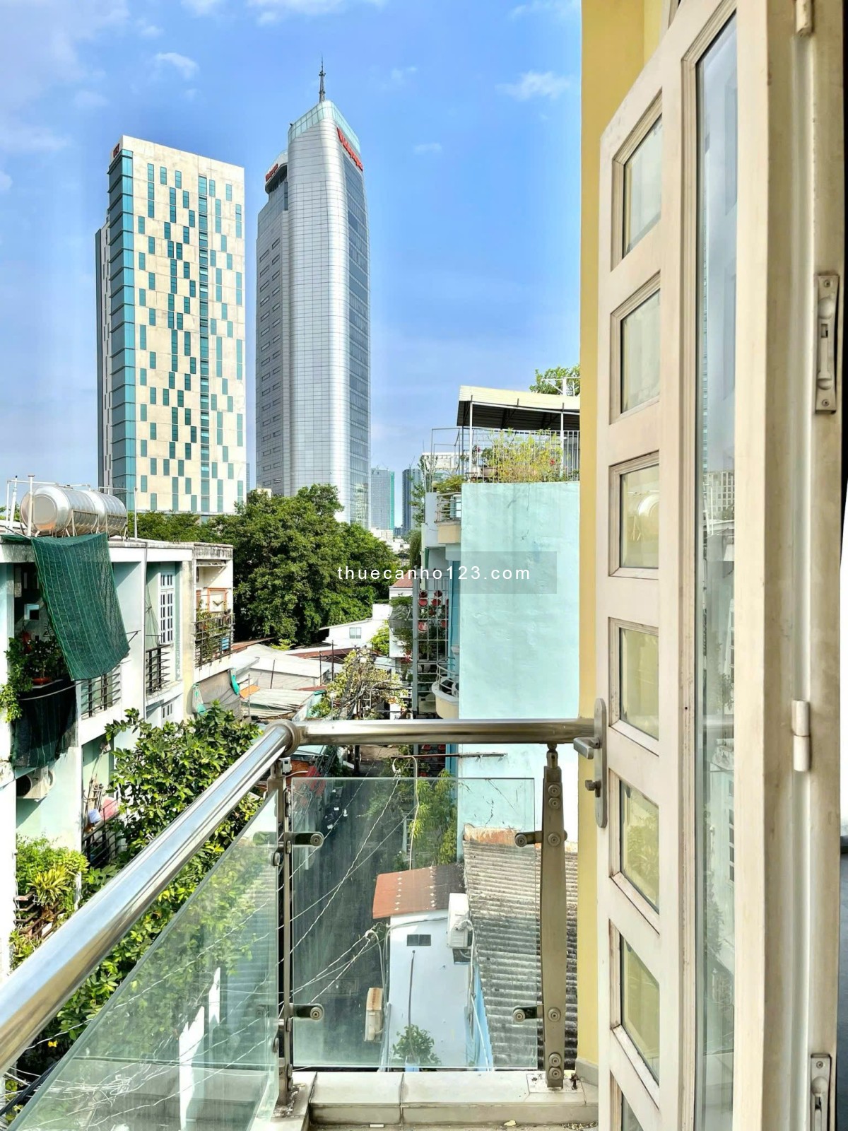 Balcony Bùi Hữu Nghĩa FullNT - máy giặt riêng gần chợ Bà Chiểu - ngã tư Hàng Xanh sát bên Quận 1