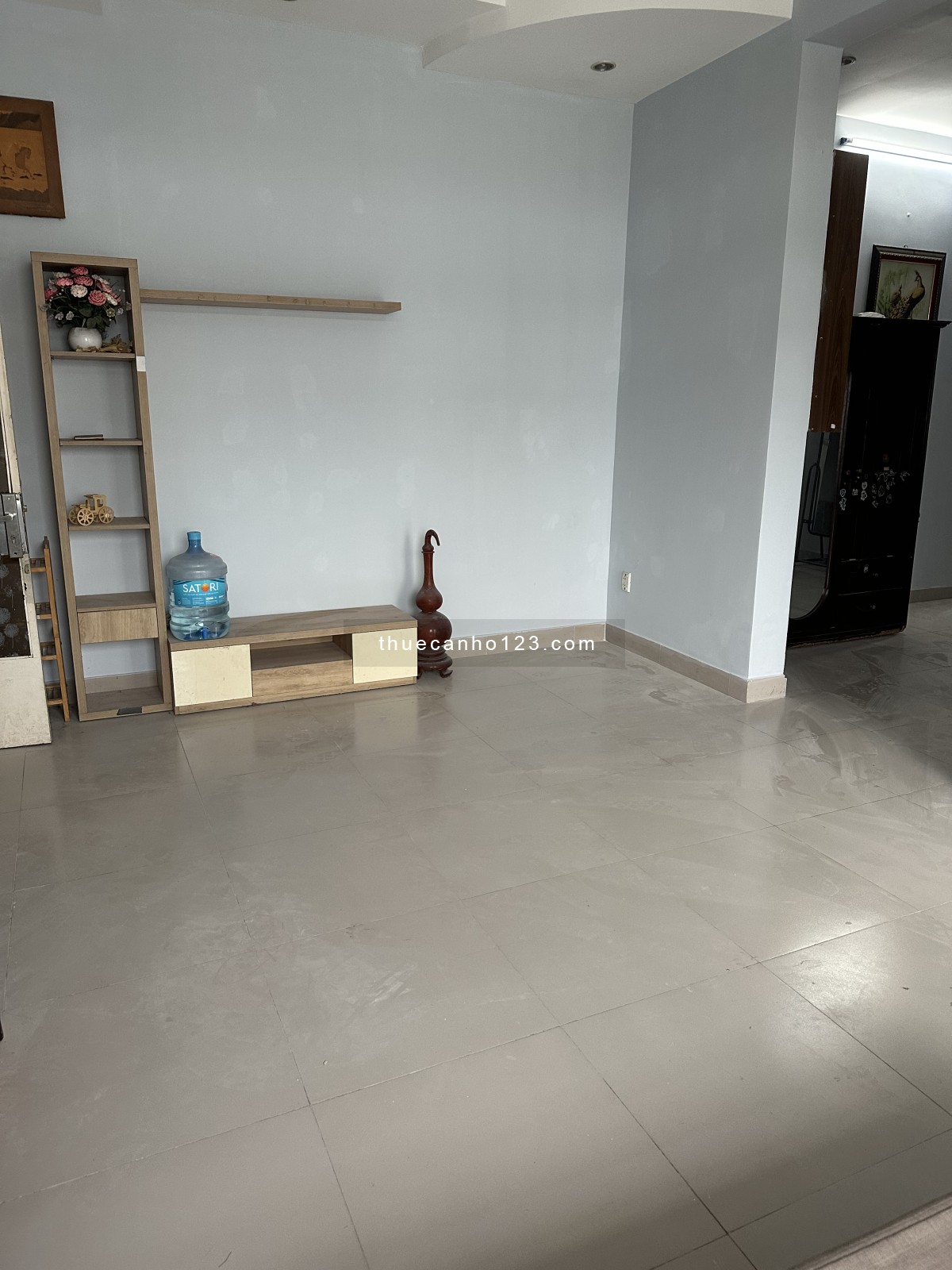 Cho thuê chung cư căn góc 100m2 giá rẻ quận Phú Nhuận