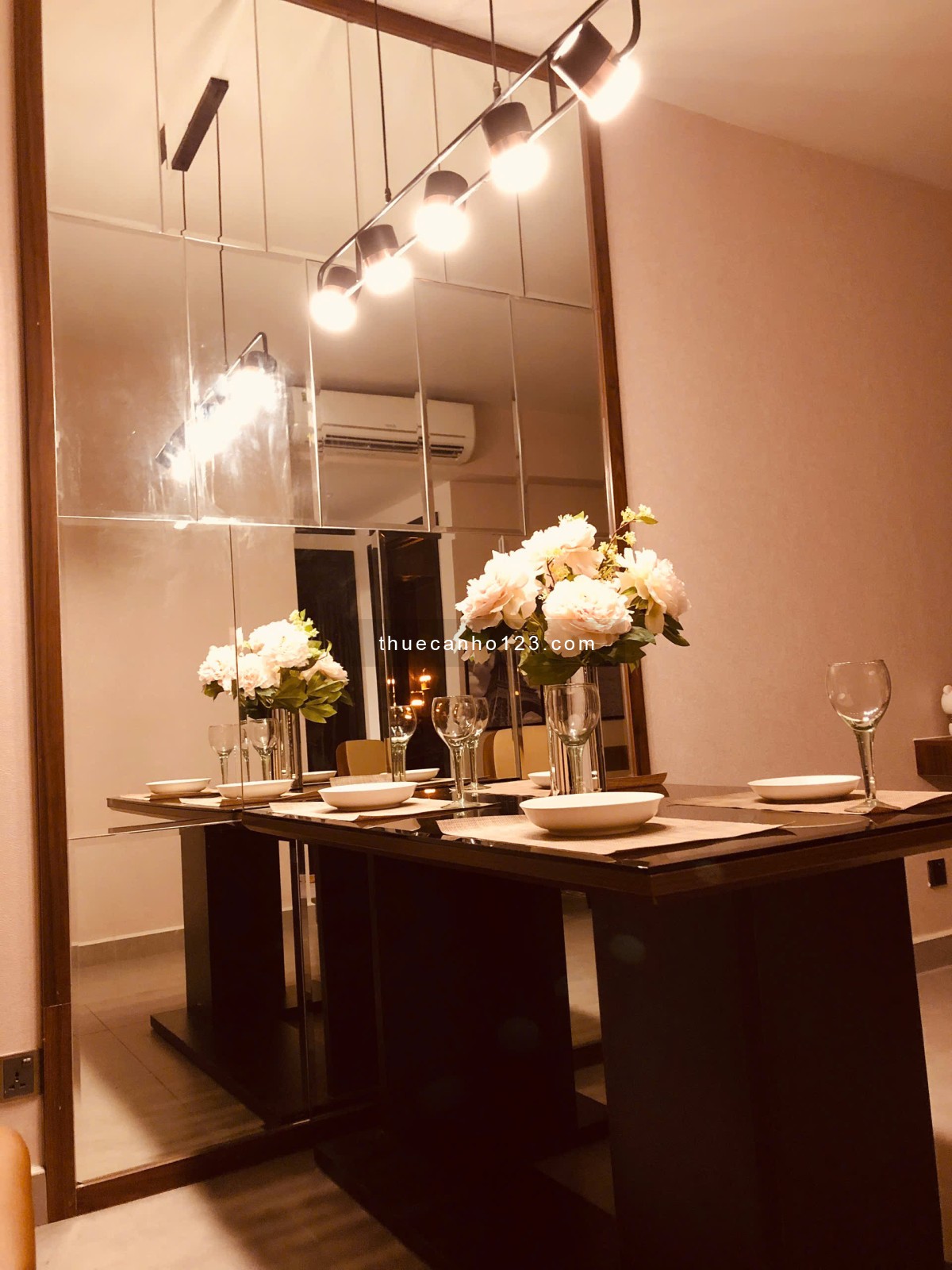 Feliz En Vista – Cho thuê 1 phòng ngủ, full nội thất, nhà đẹp