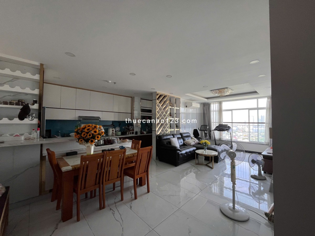 Cho thuê CH Hoàng Anh River View, Q2 (157m, 4pn, full NT, giá 25 tr/th) lầu cao, view thoáng