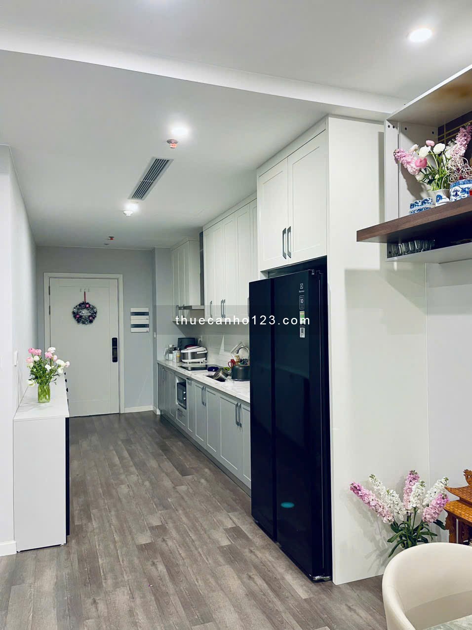 The Nine Phạm Văn Đồng. Cho thuê các căn hộ 2 phòng ngủ, 3 phòng ngủ giá rẻ