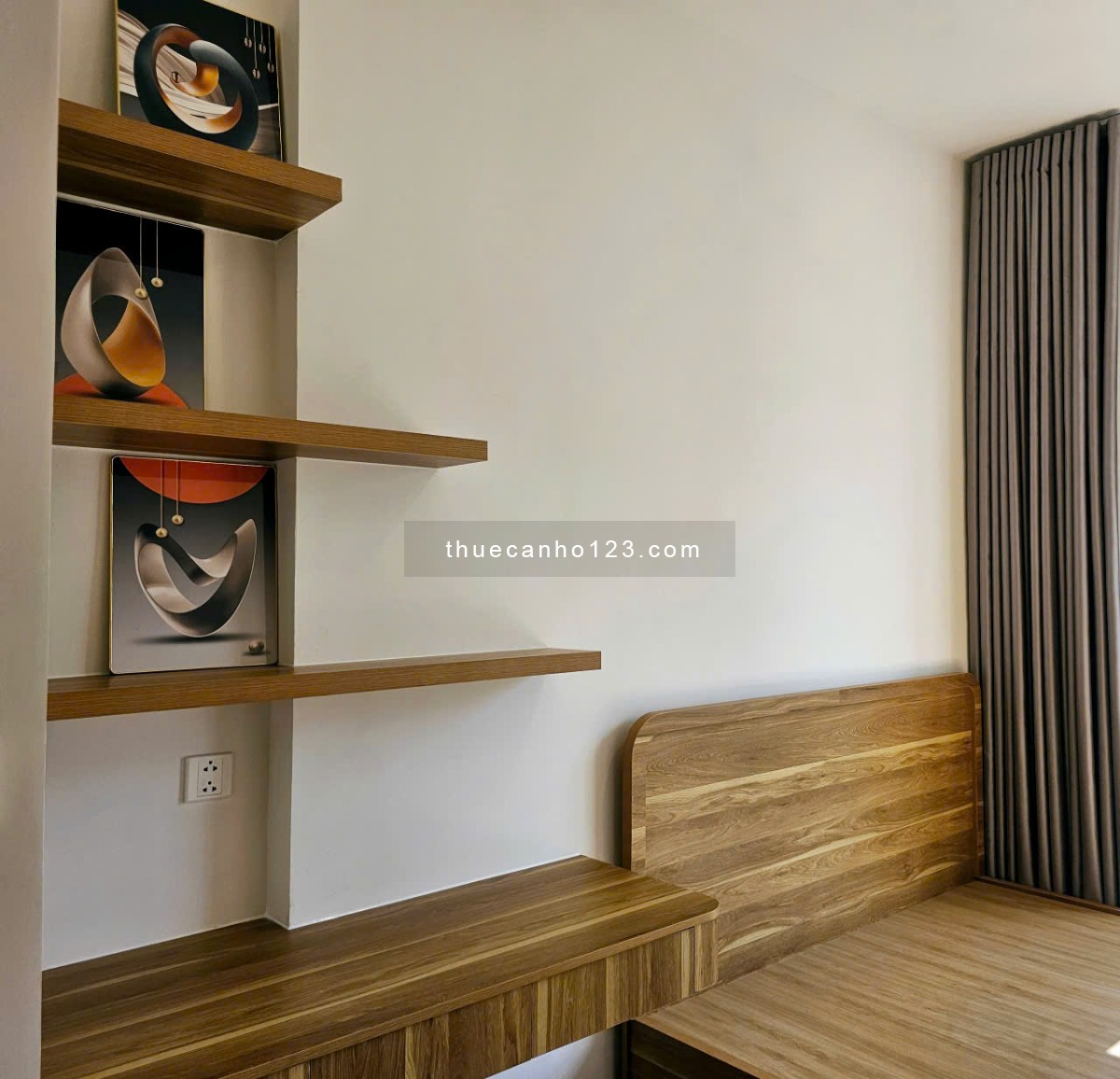 Căn hộ 2PN 2VS nội thất đầy đủ tại Masteri Centre Point