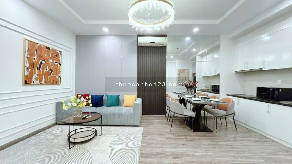 Cho thuê Căn 2 ngủ toà R4 Royal City - 72 Nguyễn Trãi
