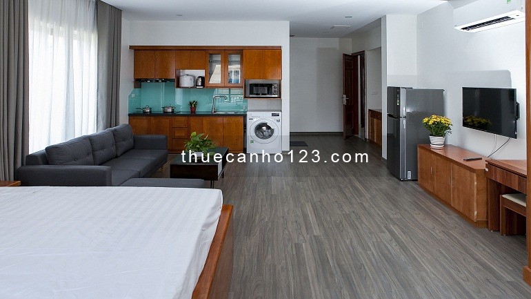 Cho thuê căn hộ dịch vụ tại Nghi Tàm, Tây Hồ, 50m2, studio, đầy đủ nội thất đẹp hiện đại