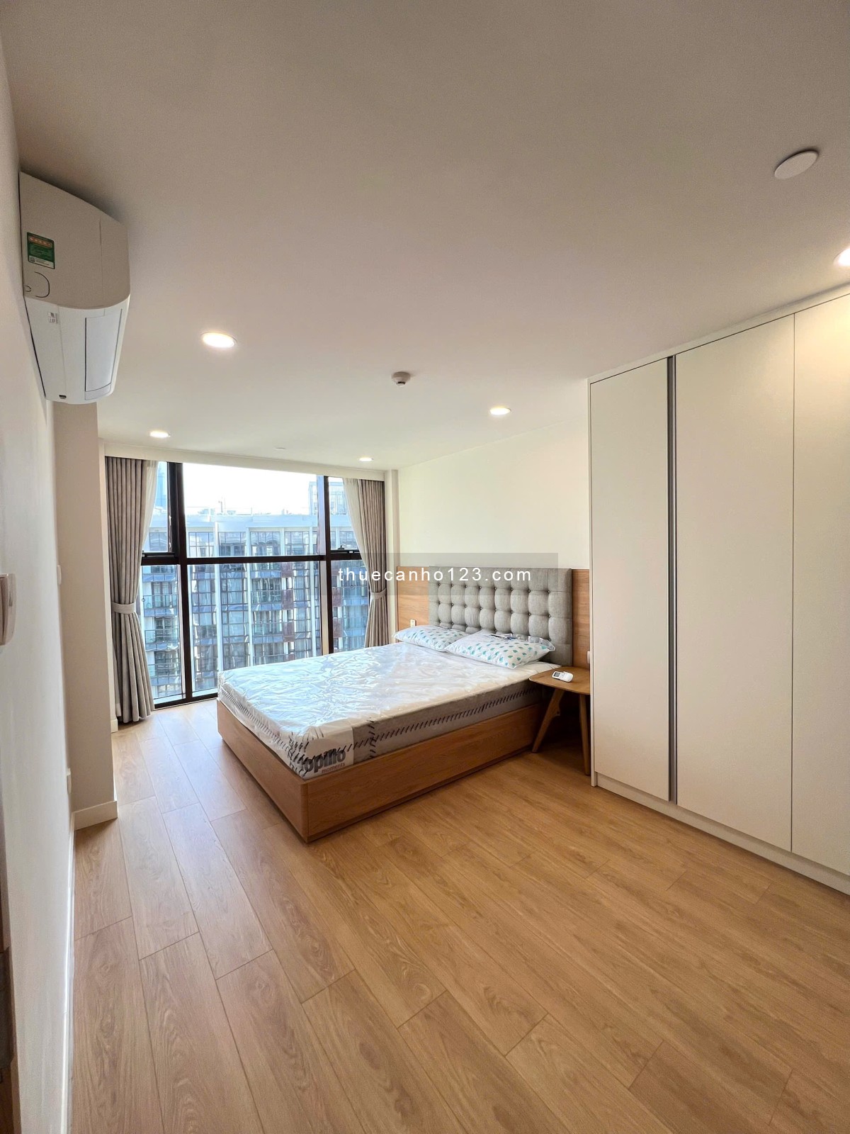 The Galleria: Cho thuê 2PN Loft - Full NT - Trống sẵn cho thuê