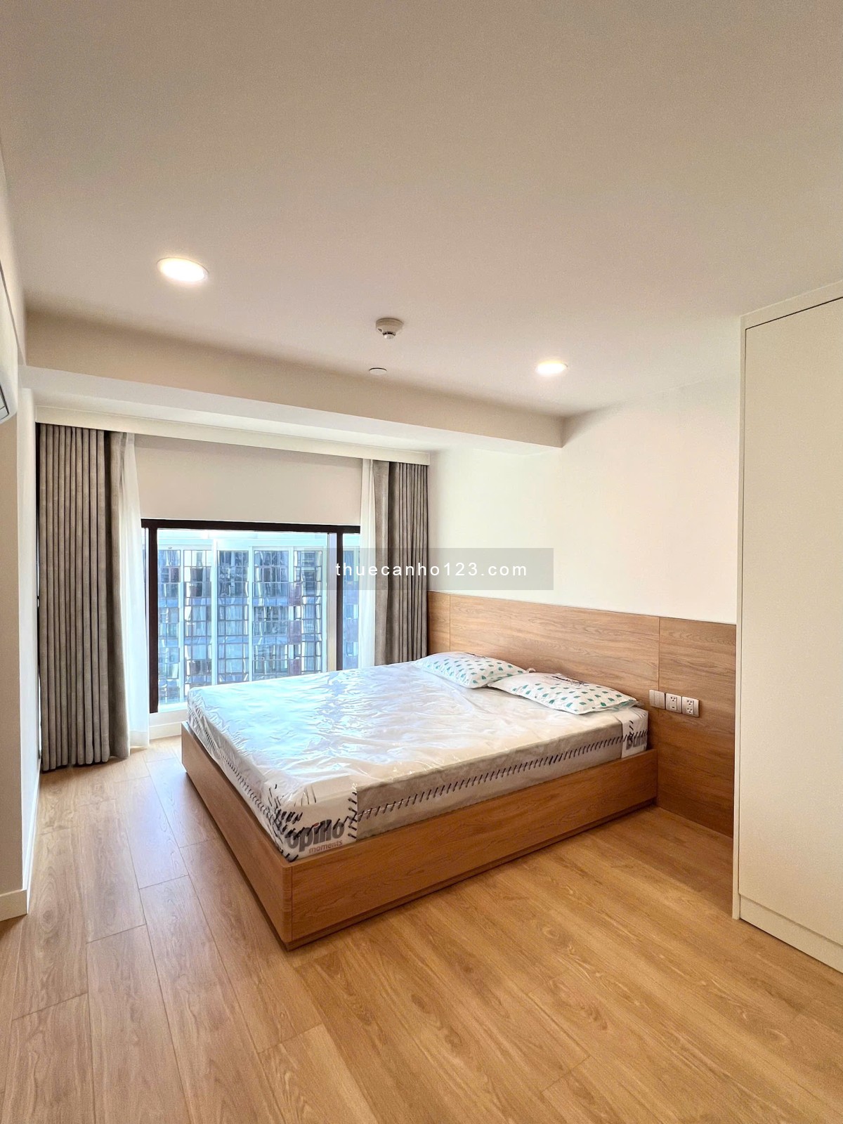 The Galleria: Cho thuê 2PN Loft - Full NT - Trống sẵn cho thuê