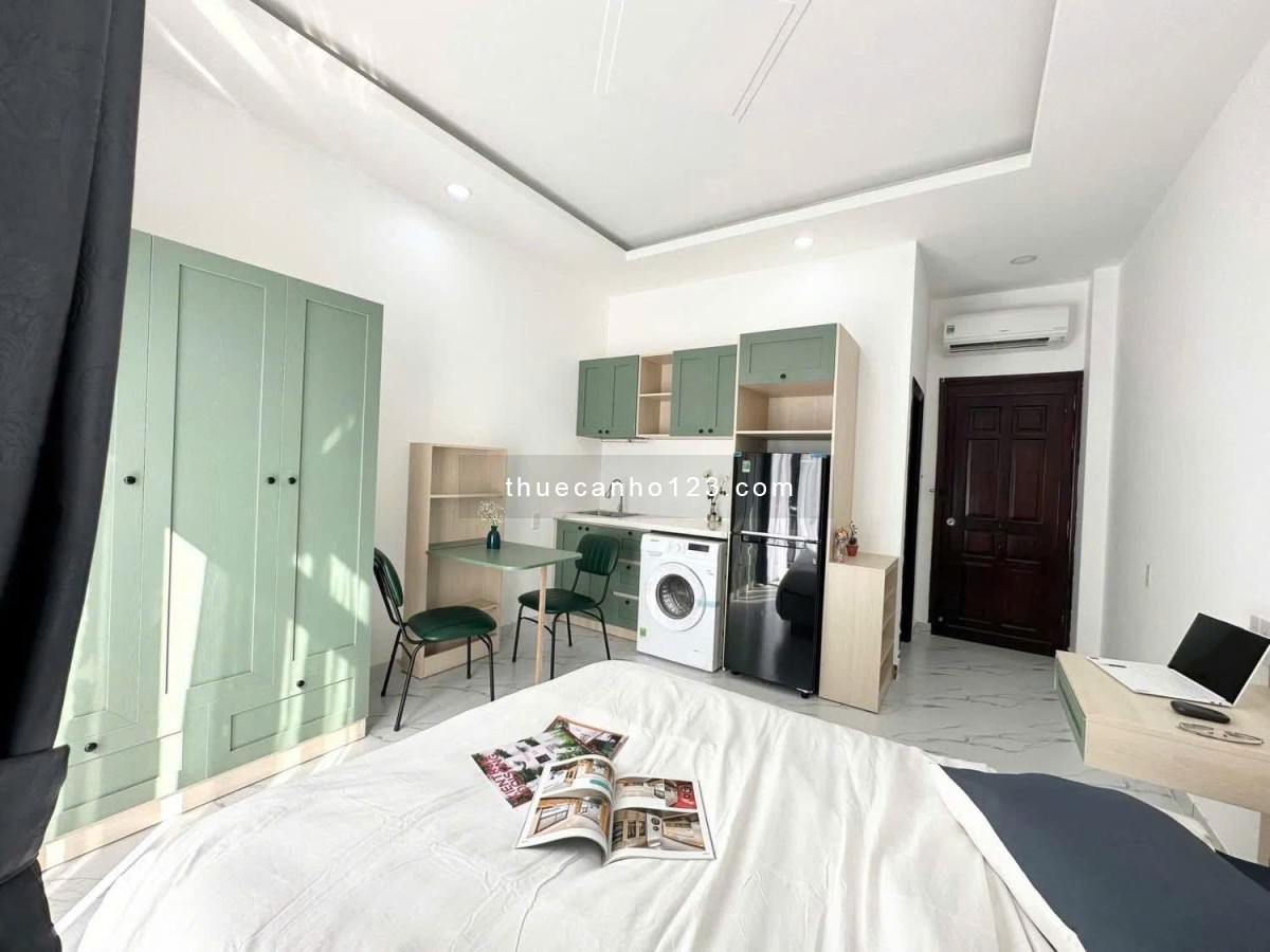 Nhà mới 100% studio bancol - Nội thất mới từ A đến Z, thang máy, bảo vệ - Gần ngã tư Hàng Xanh