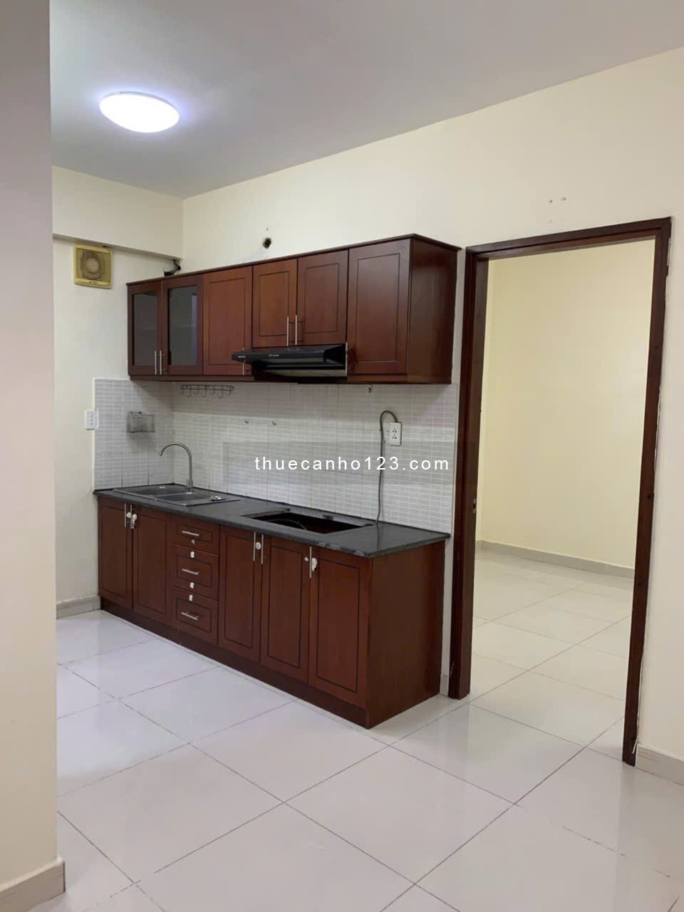 Cho thuê căn hộ Phú Thạnh, DT 60m2, 2PN, giá 7,5tr/tháng.