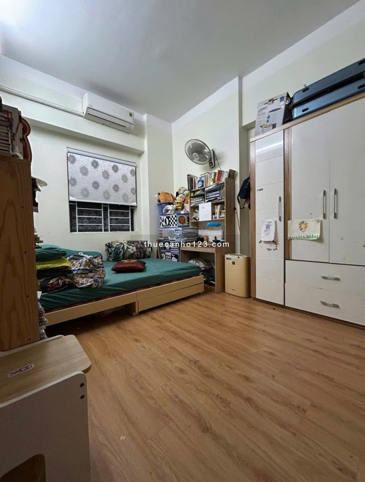 Chung cư Hoa Sen, Lạc Long Quân,Q11: 78m2, 2p ngủ, NT, 9tr5/th