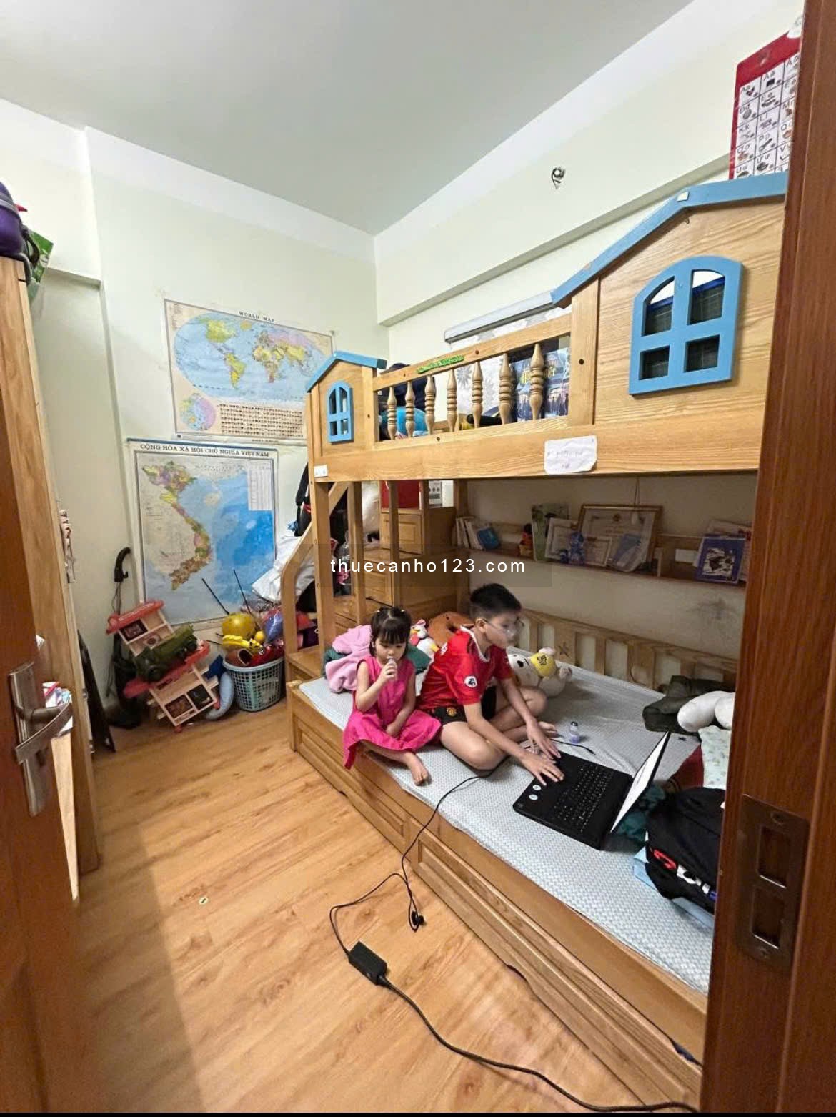 Chung cư Hoa Sen, Lạc Long Quân,Q11: 78m2, 2p ngủ, NT, 9tr5/th