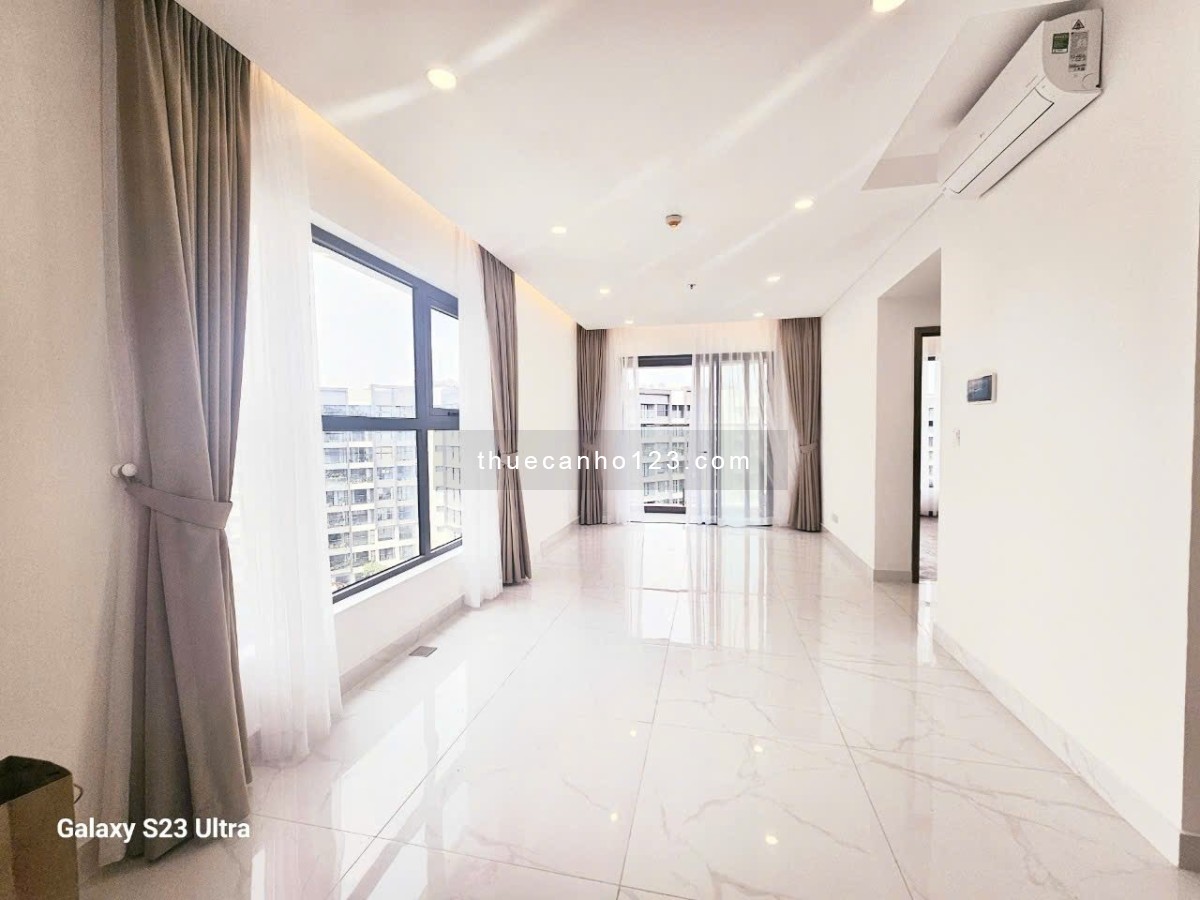 Cho thuê căn góc 2PN,2WC, 85m2 Diamond Plus, Celadon City Q.Tân Phú, giá 16tr, có ô xe hơi, ntcb