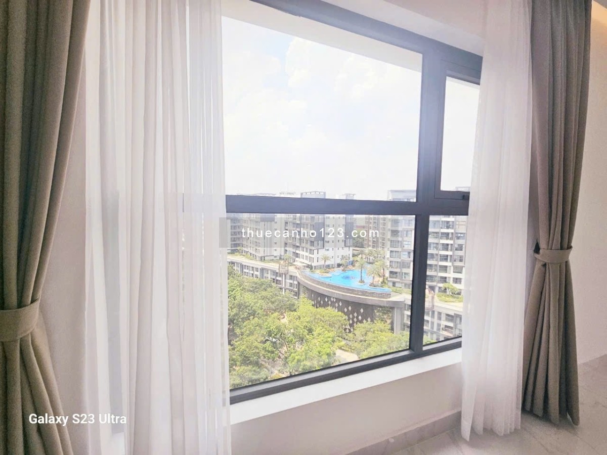 Cho thuê căn góc 2PN,2WC, 85m2 Diamond Plus, Celadon City Q.Tân Phú, giá 16tr, có ô xe hơi, ntcb