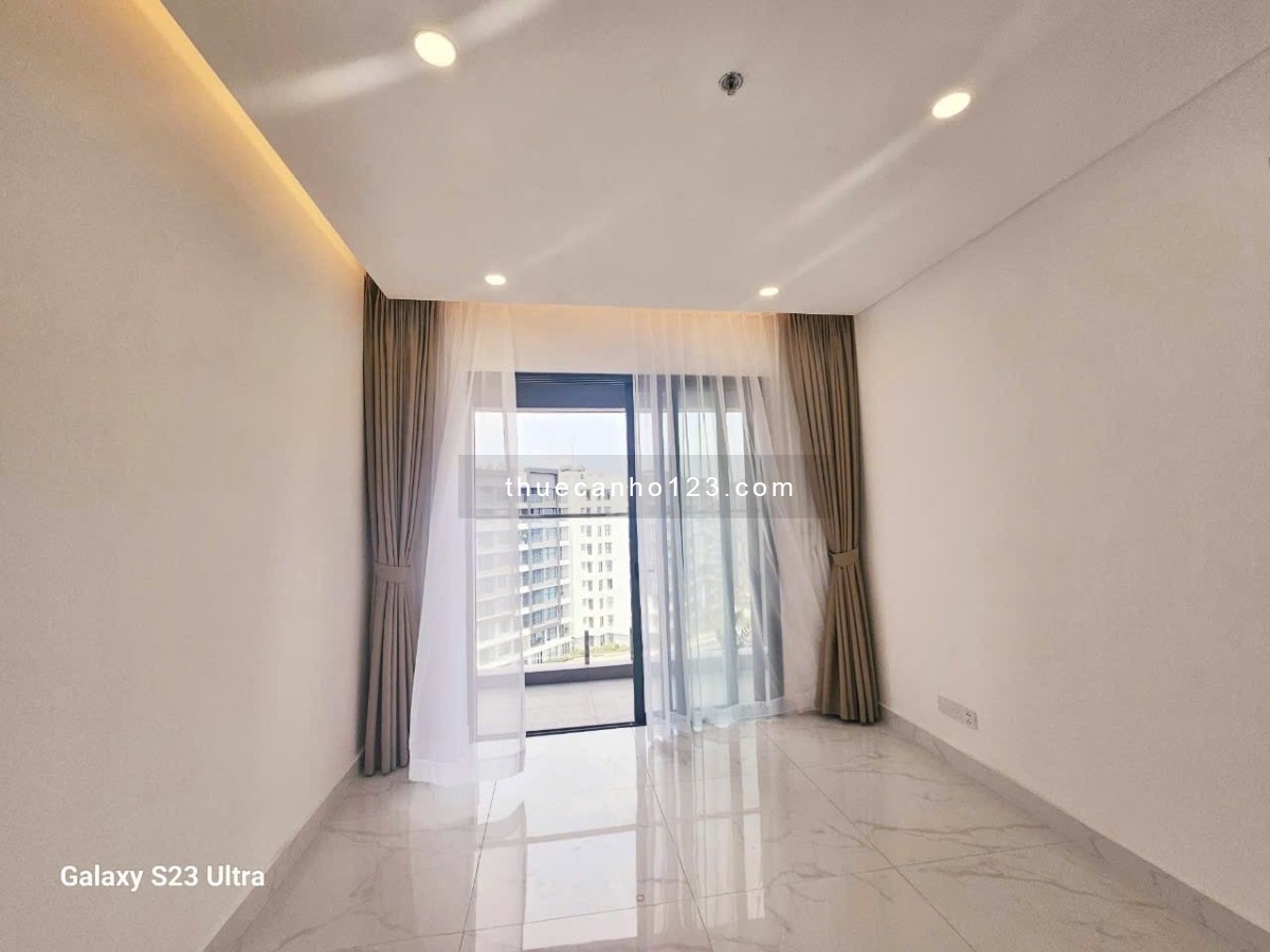 Cho thuê căn góc 2PN,2WC, 85m2 Diamond Plus, Celadon City Q.Tân Phú, giá 16tr, có ô xe hơi, ntcb