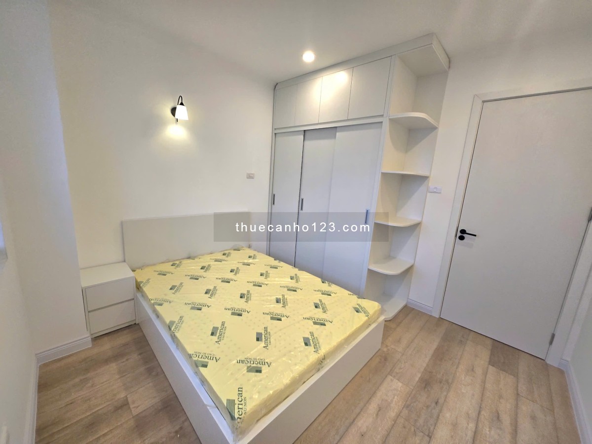 Cho thuê căn hộ chung cư 2 ngủ 2 vs view Hồ Tây