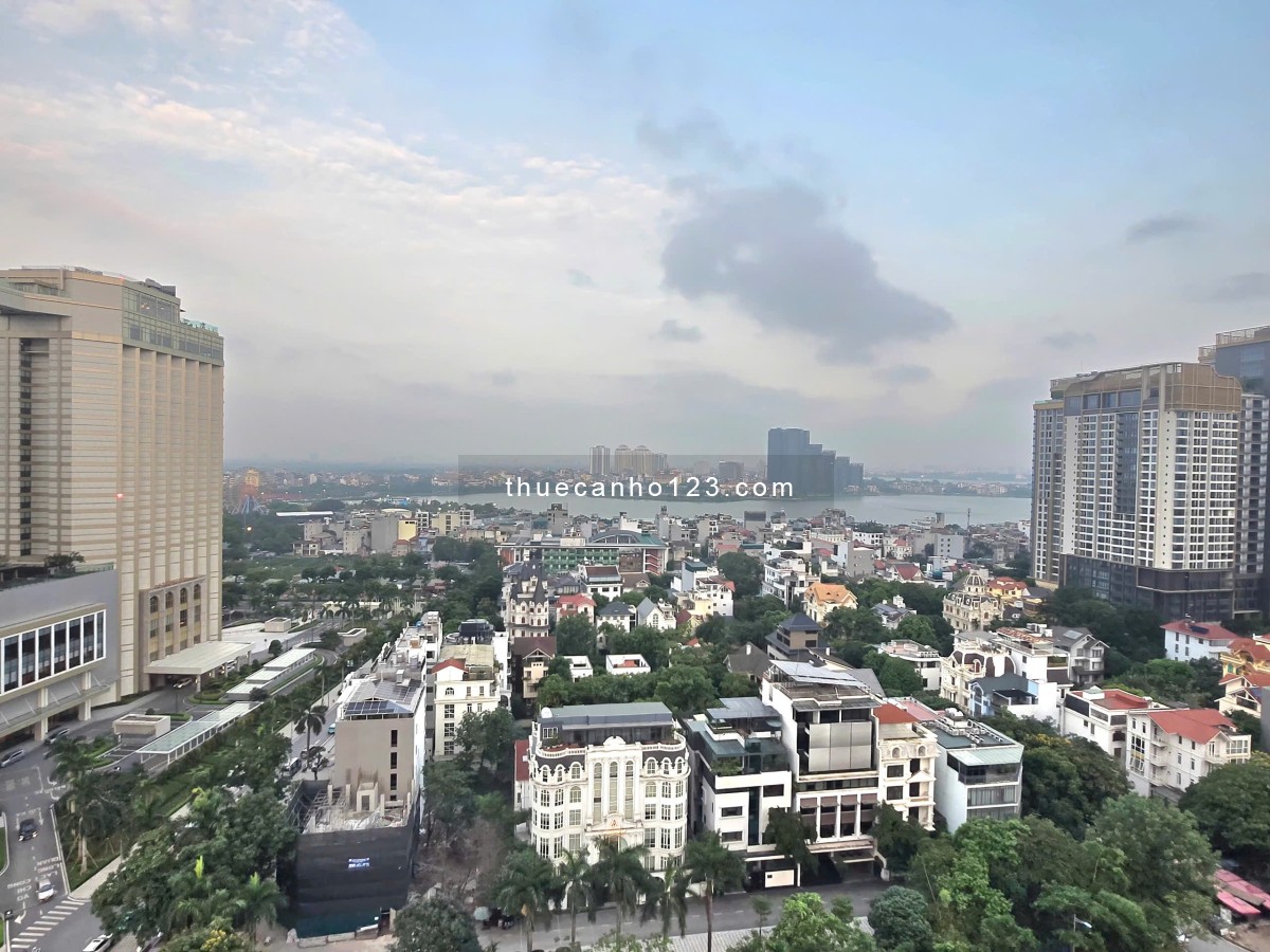 Cho thuê căn hộ chung cư 2 ngủ 2 vs view Hồ Tây