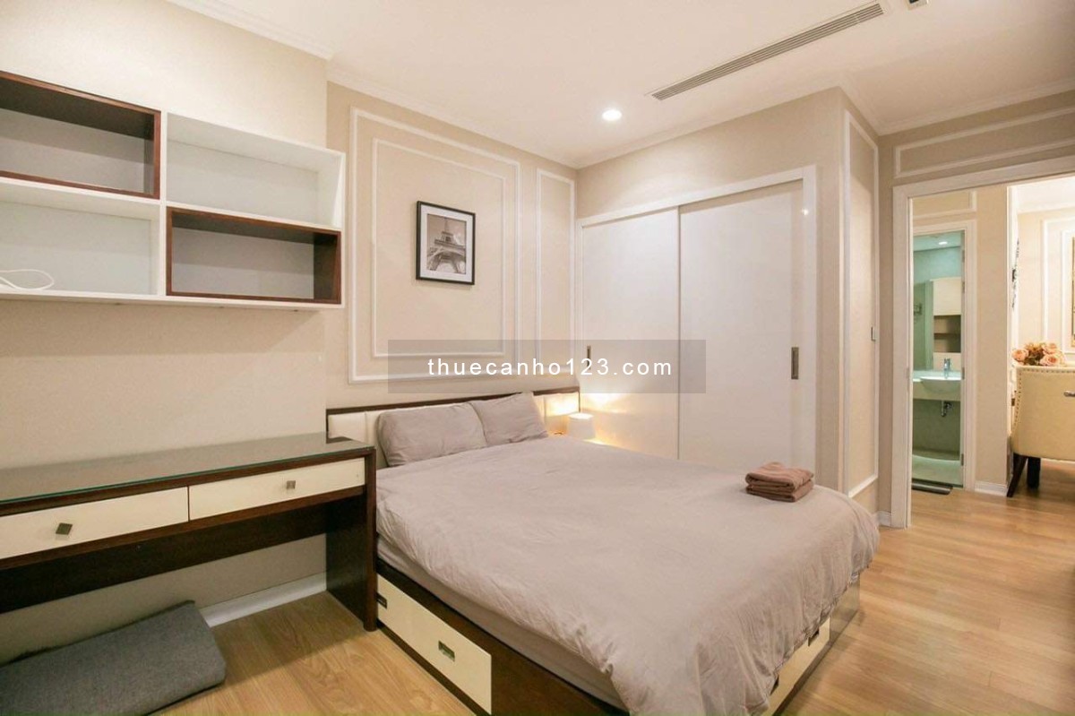 Em có căn hộ 2 phòng ngủ Full đồ Park 10 Times city