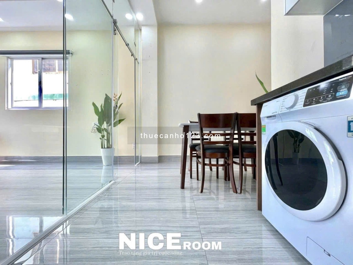 Cho thuê 1 Phòng Ngủ Ban công Vew Landmmark 81