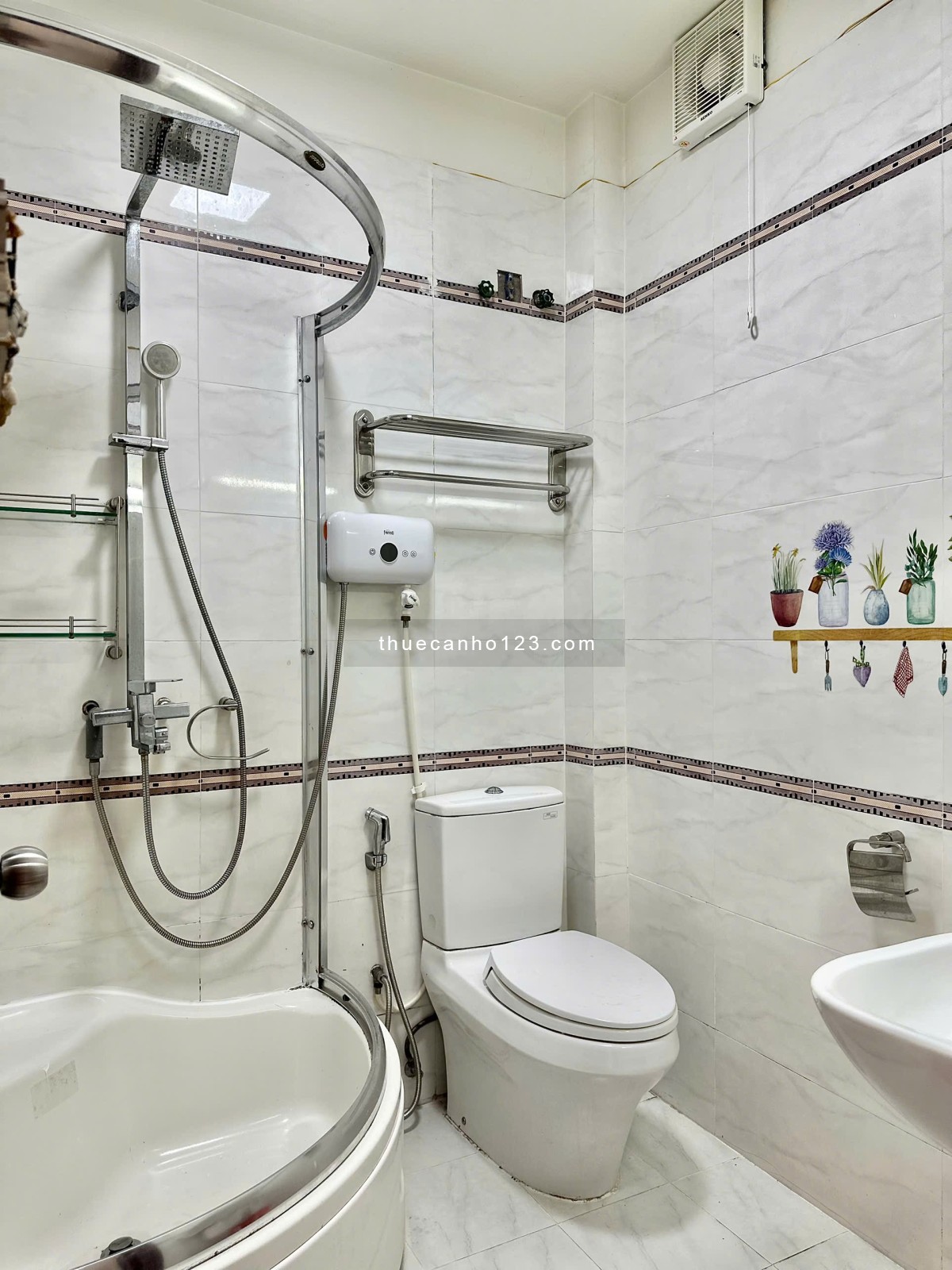 1PN ban công ngay Võ Thị Sáu - Trương Quyền gần CV Lê Văn Tám, nhà thờ Tân Định Quận 3 giáp Quận 1