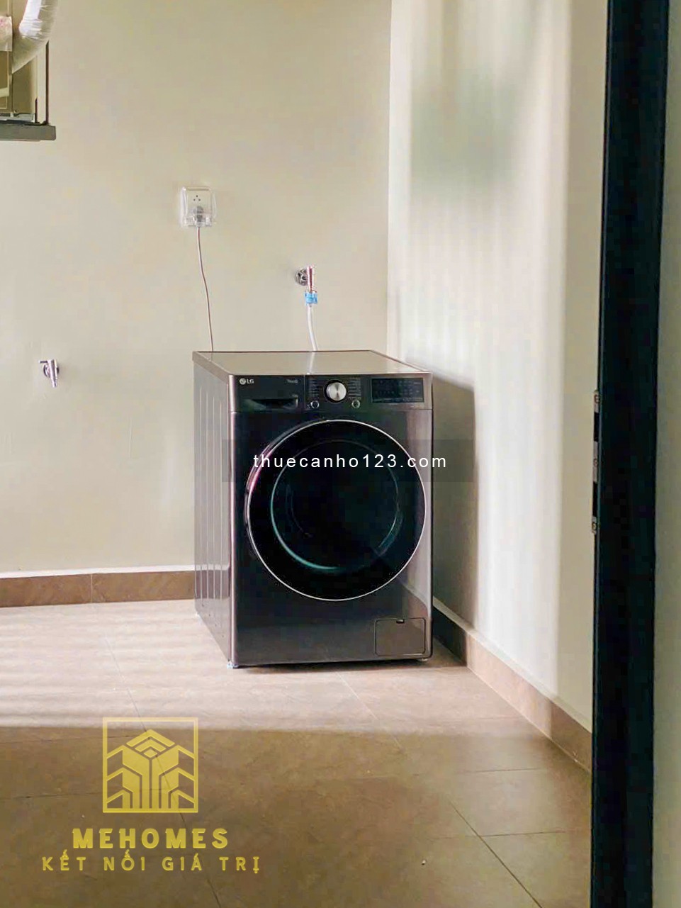 Căn hộ cao cấp Diamond Brilliant 2PN+ 112m2, full nội thất đẹp mới chưa ai ở, view thoáng mát