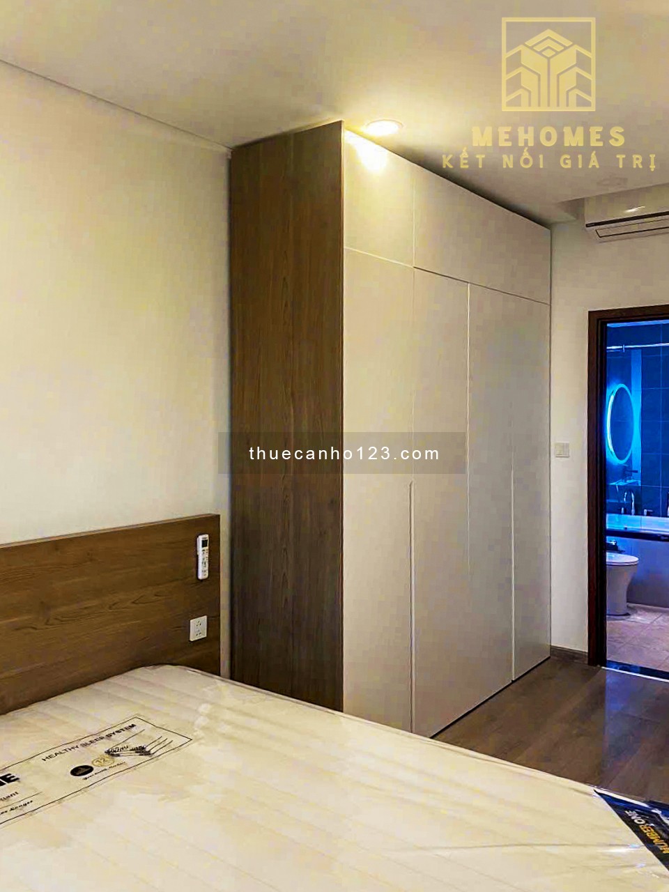 Căn hộ cao cấp Diamond Brilliant 2PN+ 112m2, full nội thất đẹp mới chưa ai ở, view thoáng mát