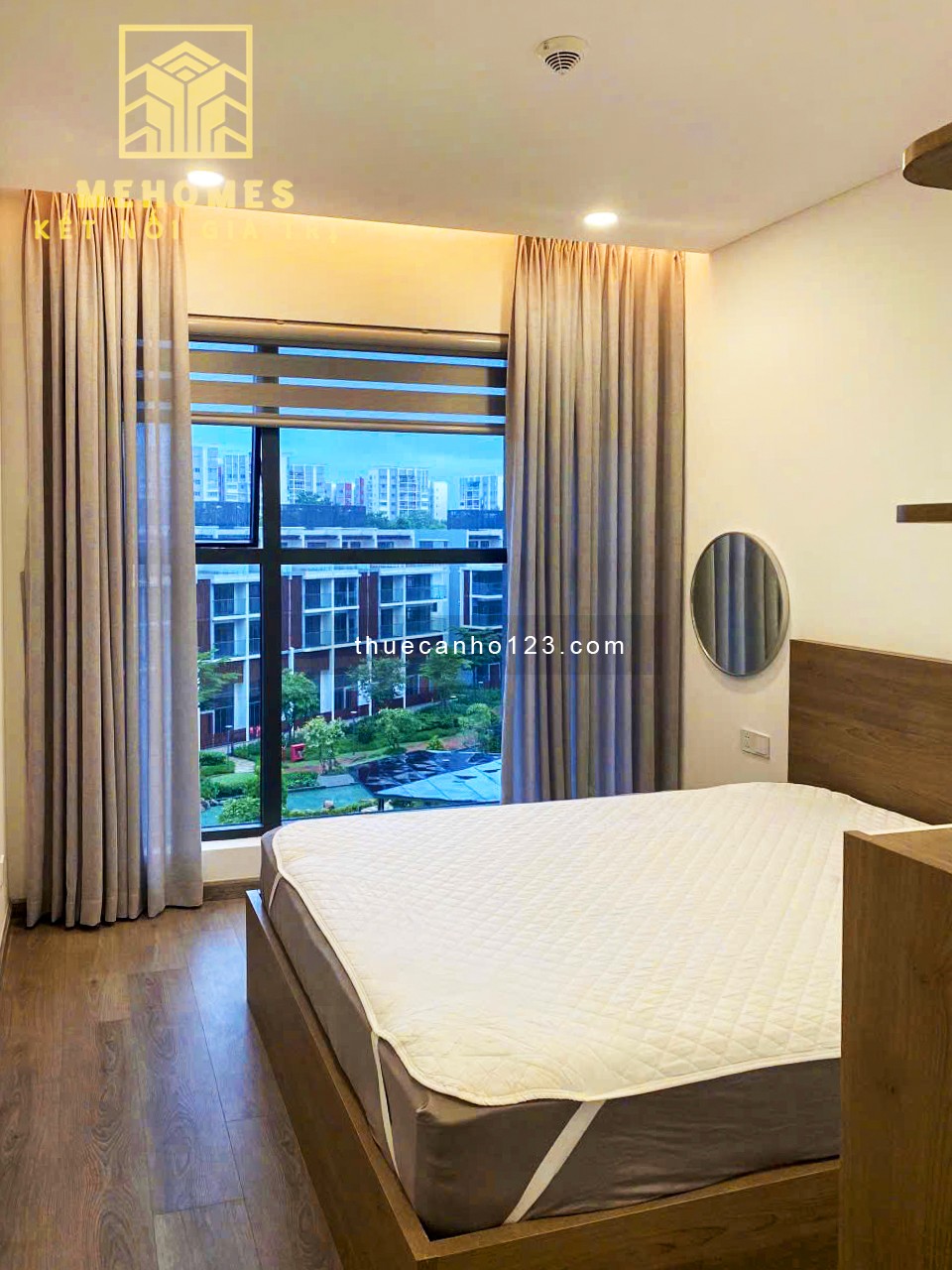 Căn hộ cao cấp Diamond Brilliant 2PN+ 112m2, full nội thất đẹp mới chưa ai ở, view thoáng mát