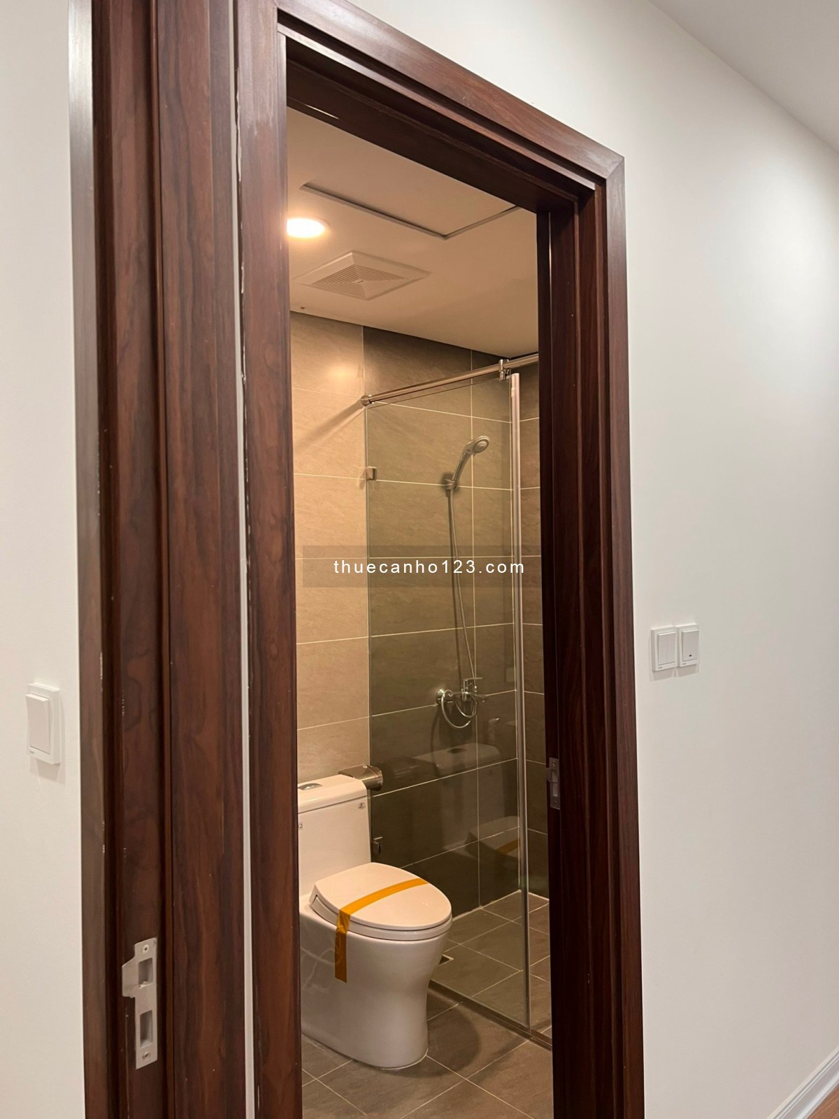 Chính chủ cho thuê căn hộ 3 phòng ngủ 92m2 toà River Eurowindow River Park