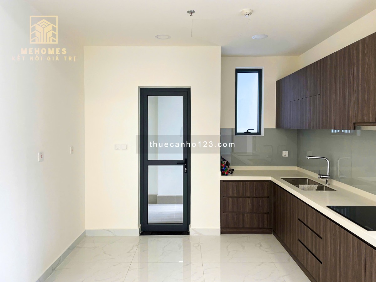Diamond Centery – 3PN 3WC, nội thất cơ bản, view hồ bơi xanh mát, lầu trung