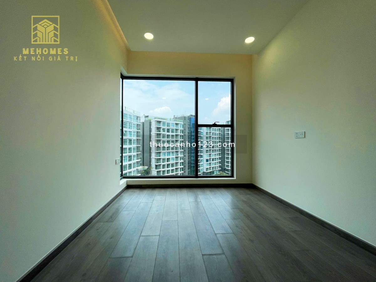 Diamond Centery – 3PN 3WC, nội thất cơ bản, view hồ bơi xanh mát, lầu trung