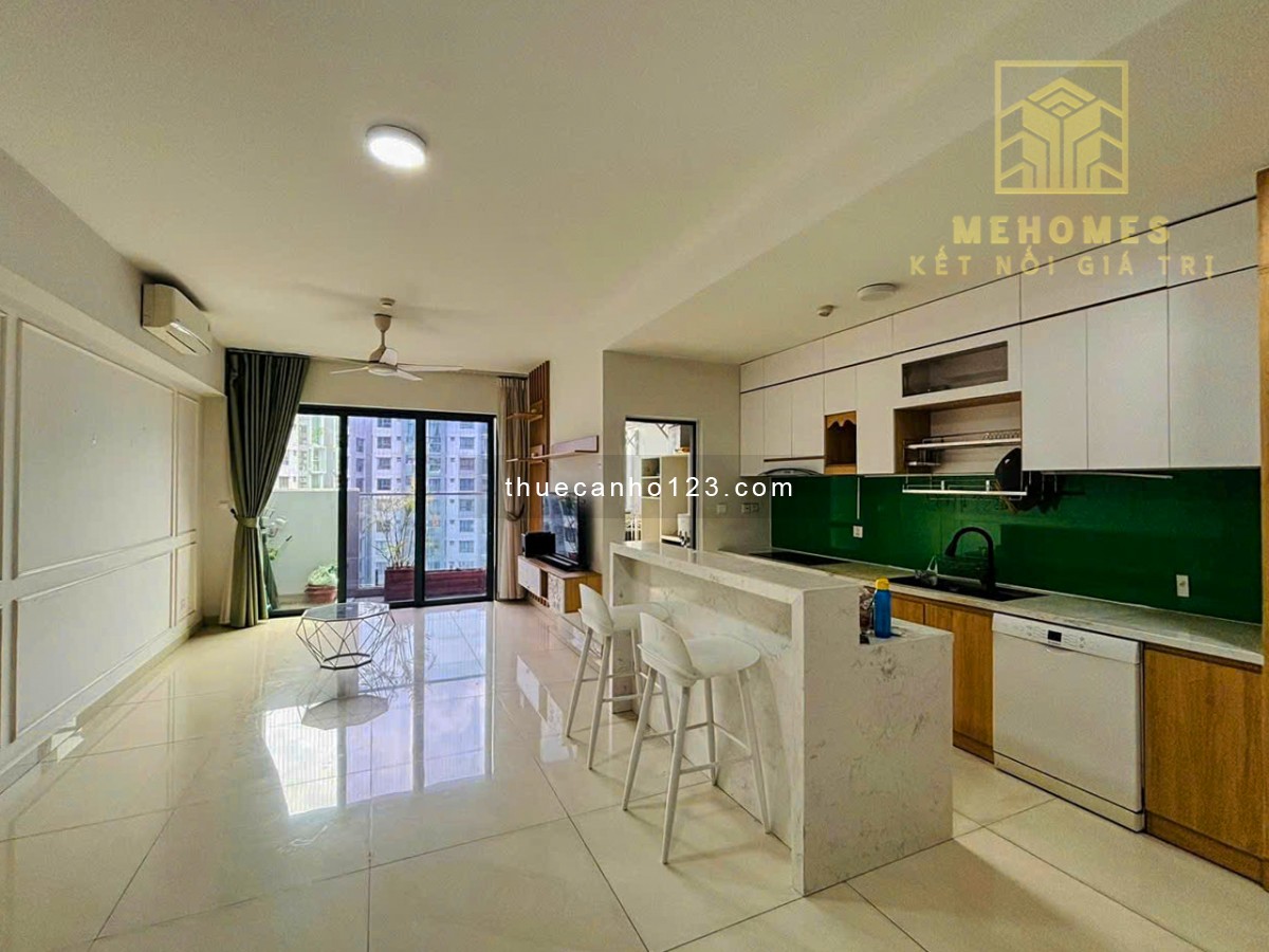 Cho thuê 3pn full nội thất đẹp, tầng cao view nội khu