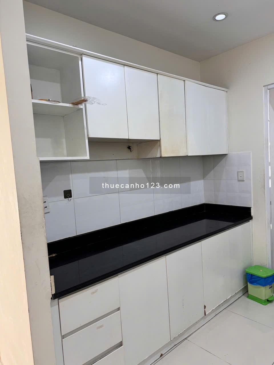 Tôi cần cho thuê CH Terra Rosa 80m2 - 2 PN giá 6,5 tr/th ở KDC 13E Intresco, Bình Chánh