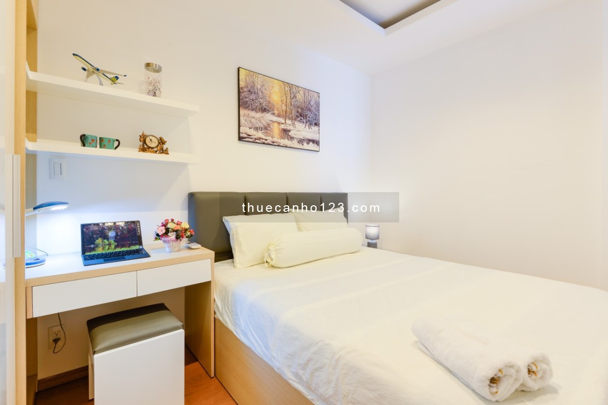 Chung Cư SKY CENTER 2 Phòng Ngủ 75m2, Đầy Đủ Tiện Nghi, Gần Sân Bay/ TEL 0906.887.586