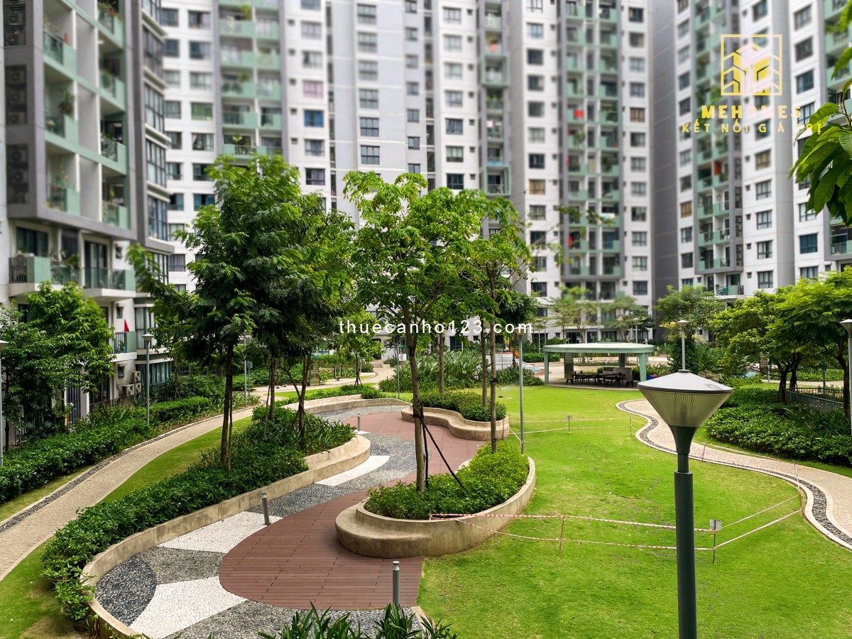 Chính chủ cho thuê 2PN full nội thất xịn đẹp, tầng thấp, view nội khu