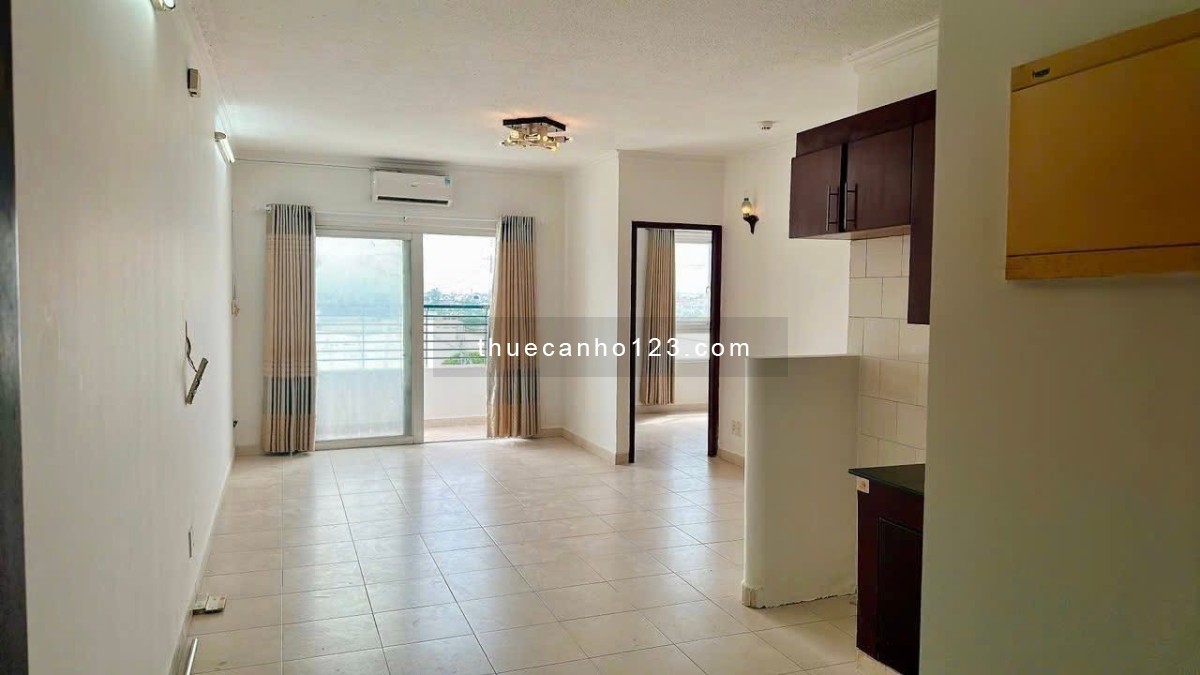 Chung cư Âu Cơ Tower, Âu Cơ, TP: 95m2, 3p ngủ rộng, ban công, 11tr