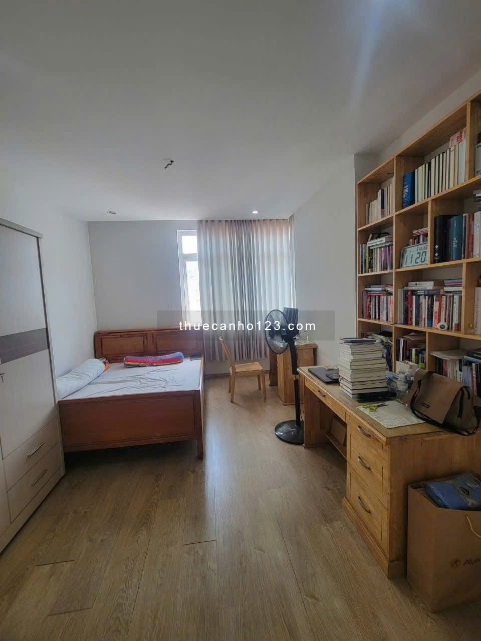 Chung cư Hoa Sen, Lạc Long Quân, Q11: 80m2, 2p ngủ, NT, 10tr/th