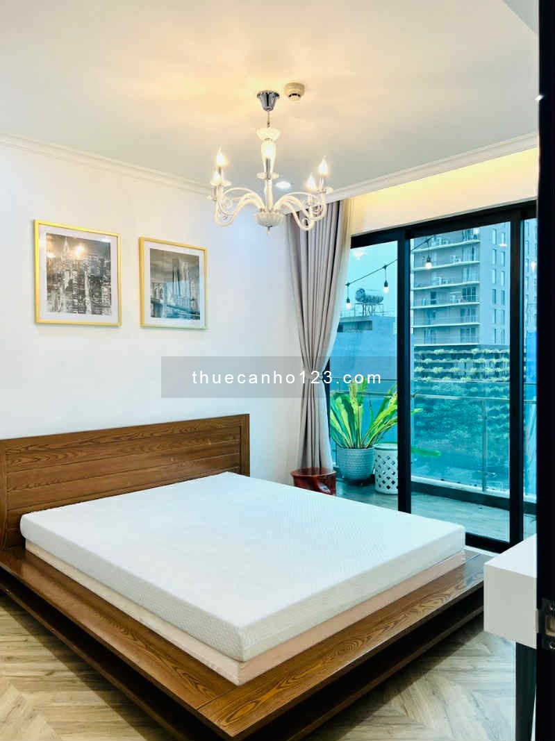 Feliz En Vista - Cho thuê 2PN tầng sân vườn, nội thất cao cấp