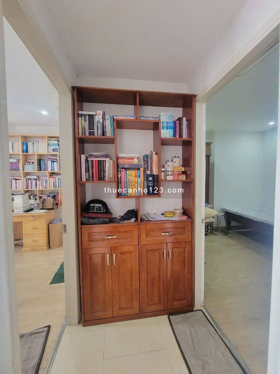 Chung cư Hoa Sen, Lạc Long Quân, Q11: 80m2, 2p ngủ, NT, 10tr/th