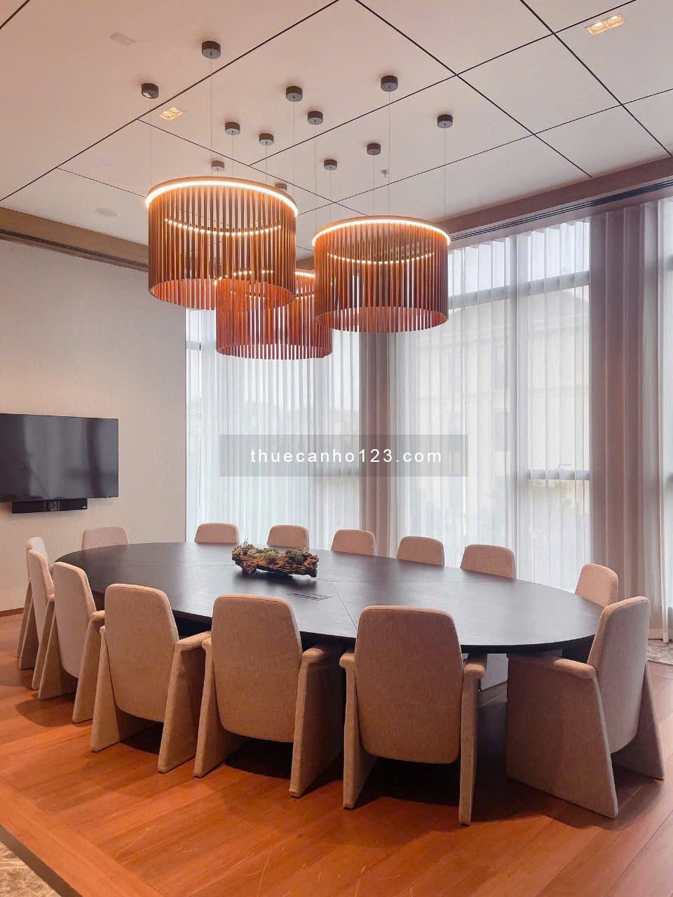 Cho thuê giá siêu hời, Tòa SEA, Grand Marina Saigon, 2PN, 2WC, 82m2, 60 triệu VND, View bao đẹp !