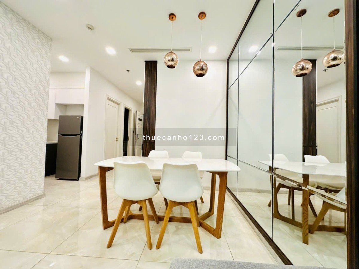 Cho thuê căn hộ 2PN, 2WC, 24 triệu, 70m2 tại Vinhomes Golden River Ba Son, Q1, HCM