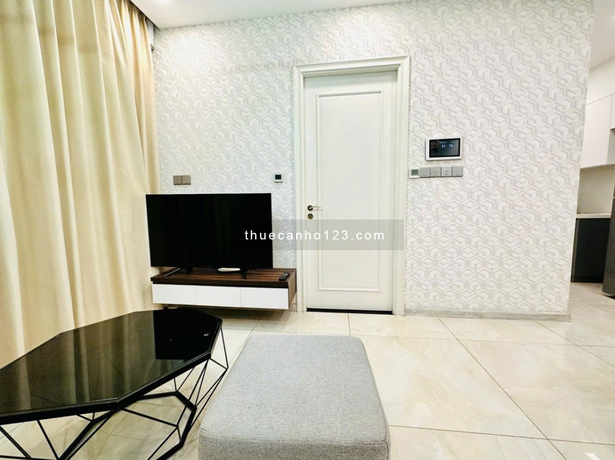 Cho thuê căn hộ 2PN, 2WC, 24 triệu, 70m2 tại Vinhomes Golden River Ba Son, Q1, HCM