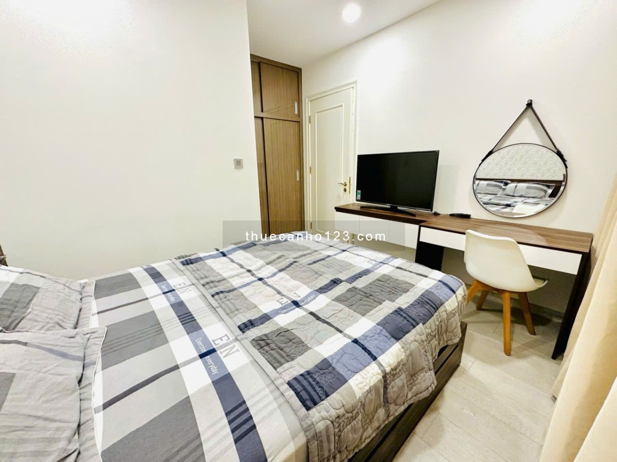 Cho thuê căn hộ 2PN, 2WC, 24 triệu, 70m2 tại Vinhomes Golden River Ba Son, Q1, HCM