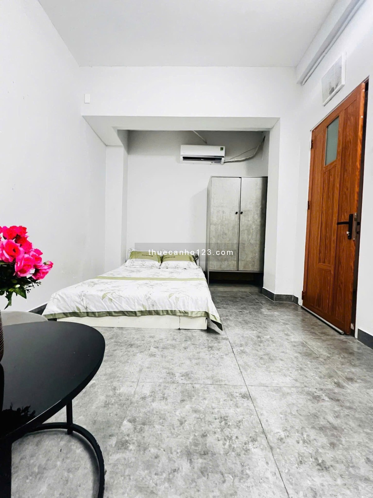 CHDV, Lê Hồng Phong, P12, Q10. 5tr/tháng, 25m2, có cửa sổ.