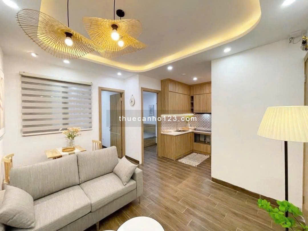 Trống lại siêu phẩm 2 Phòng Ngủ ban công gần ĐH NTT, TDT, RMIT, gần SC Vivo, Cresent Mall, Lotte