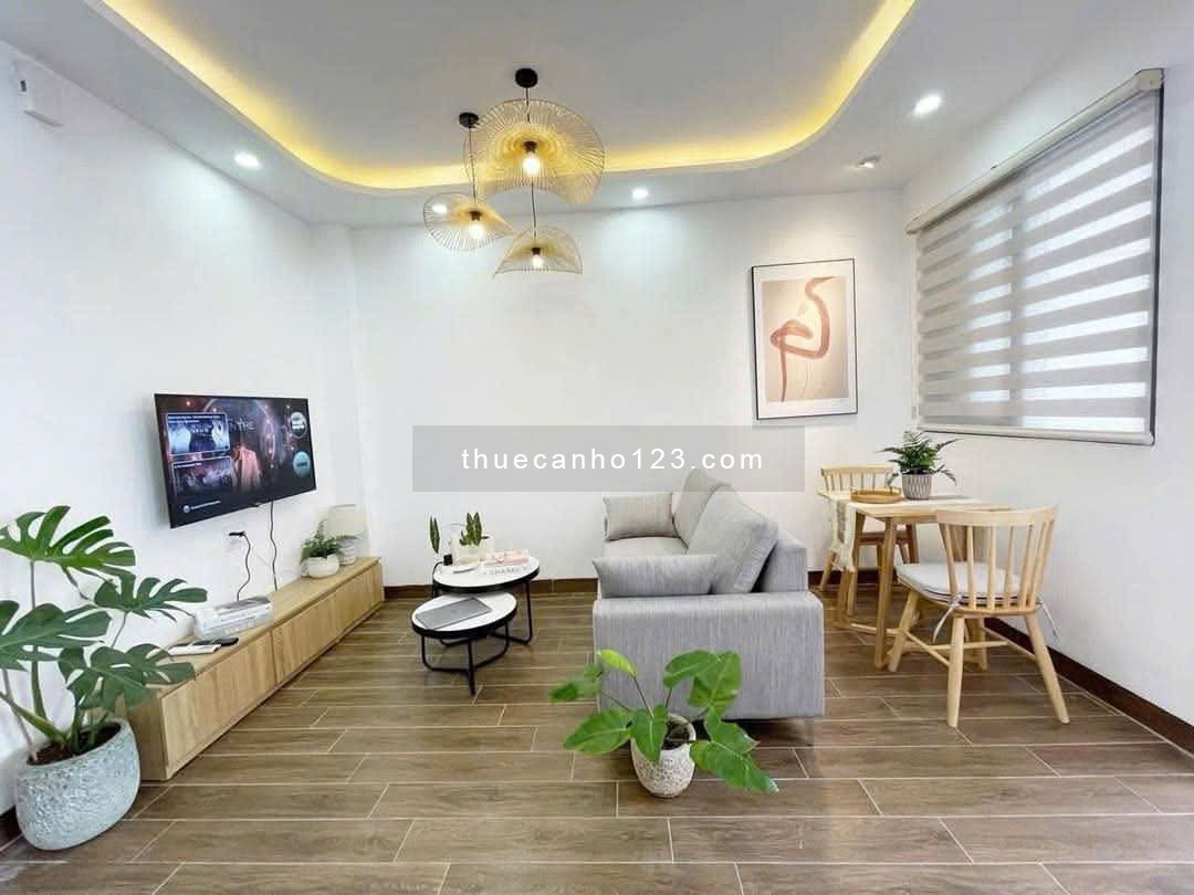 Trống lại siêu phẩm 2 Phòng Ngủ ban công gần ĐH NTT, TDT, RMIT, gần SC Vivo, Cresent Mall, Lotte