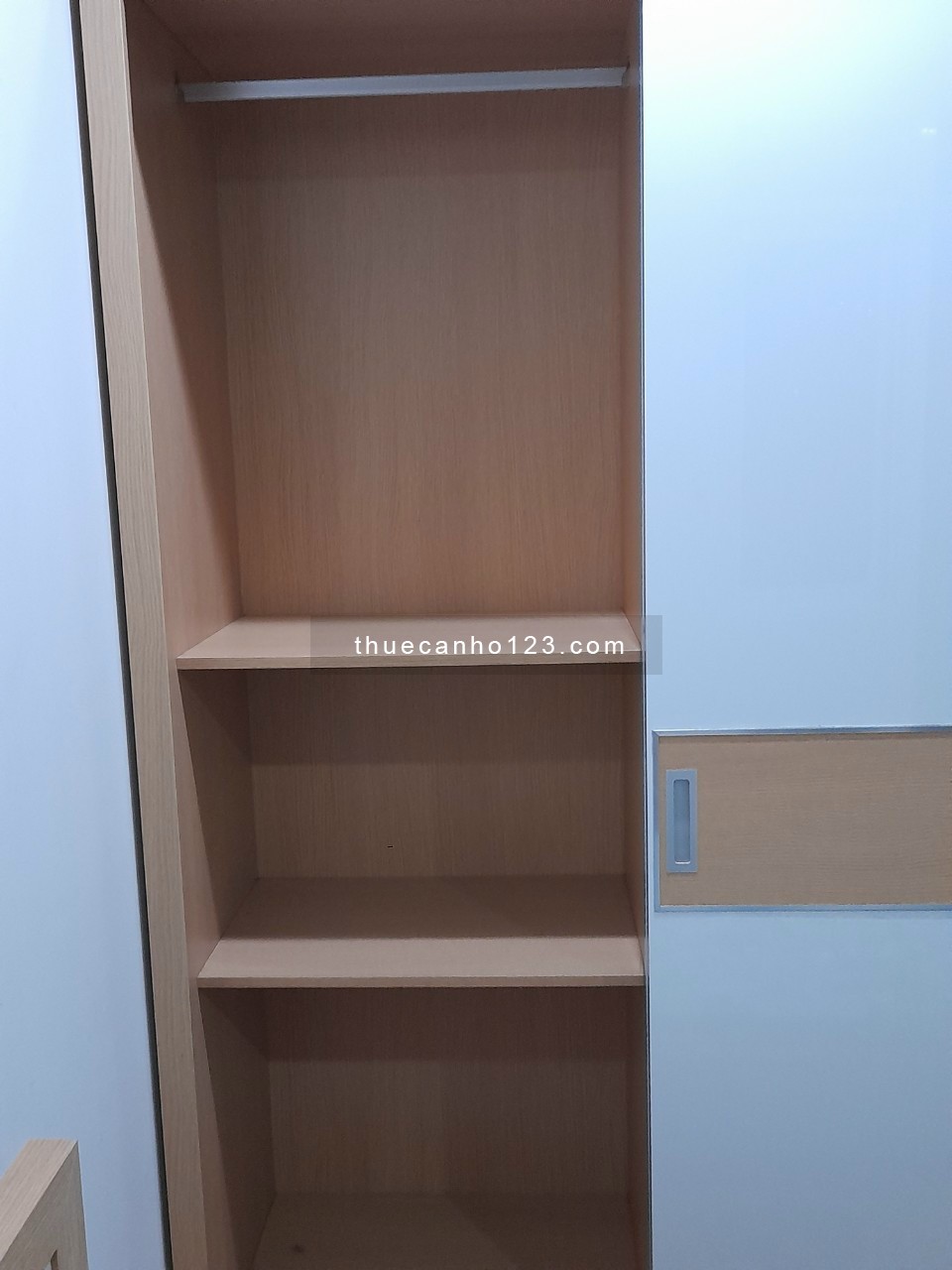 Him lam RiverSide Quận 7. Diện tích: 78m2. Giá thuê: 14tr/tháng ( Full Nội Thất)