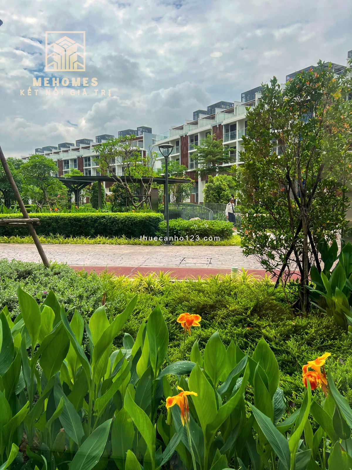 Chính chủ cho thuê 2Pn 96m2 Brilliant NTCB chỉ 18Tr, nhà mới 100%